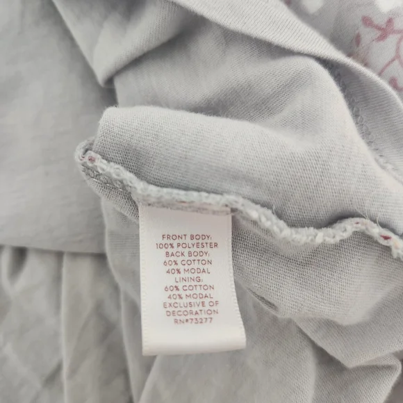 LC Lauren Conrad Gray Blouse with Red Floral Pattern, size M - Picture 7 of 8